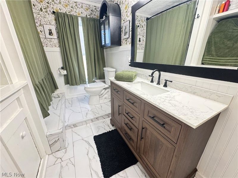 1047 Howell Avenue , East Palestine, OH 44413 Photo 12