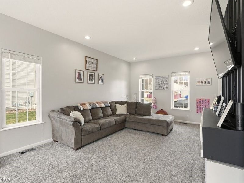 5271 Aspen Meadow Drive, Ravenna, OH 44266 Photo 9