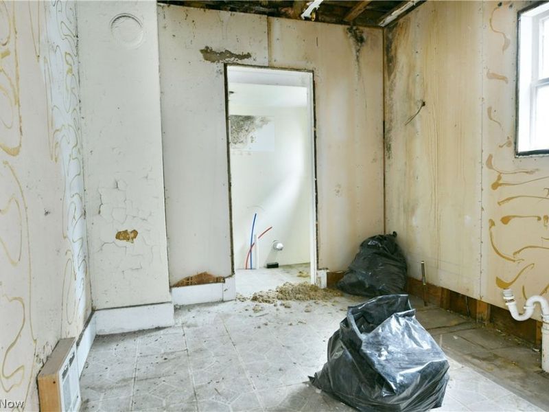 642 St Clair Avenue , Warren, OH 44483 Photo 22