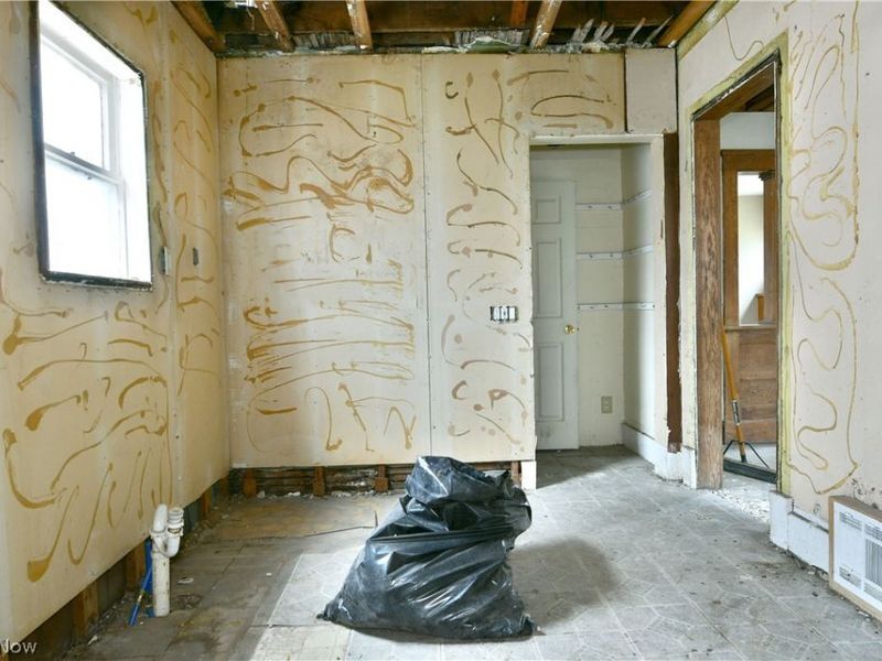 642 St Clair Avenue , Warren, OH 44483 Photo 23