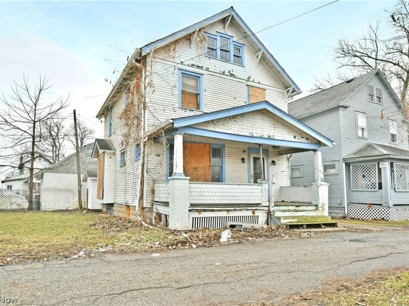 642 St Clair Avenue , Warren, OH 44483 Photo 3