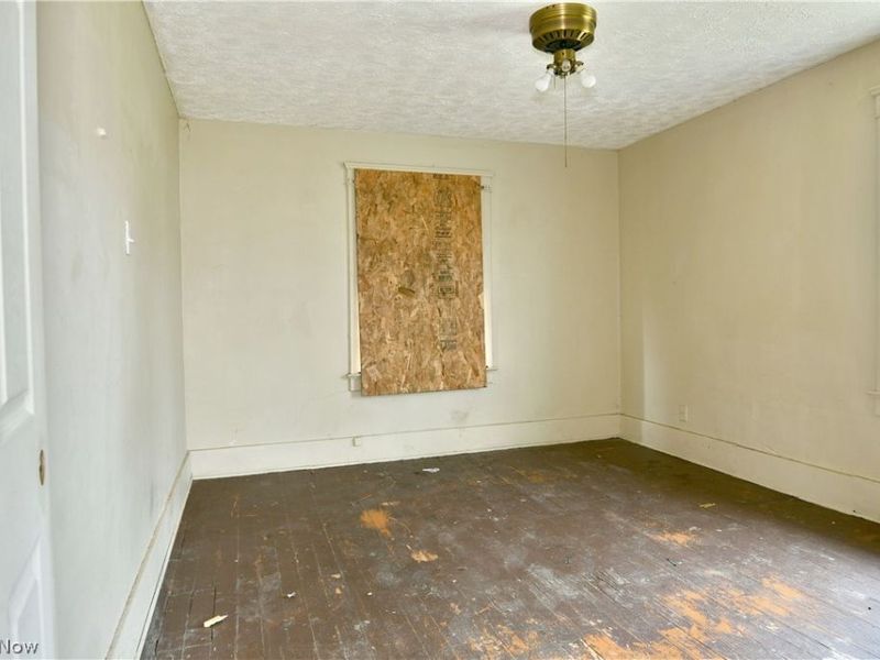 642 St Clair Avenue , Warren, OH 44483 Photo 33