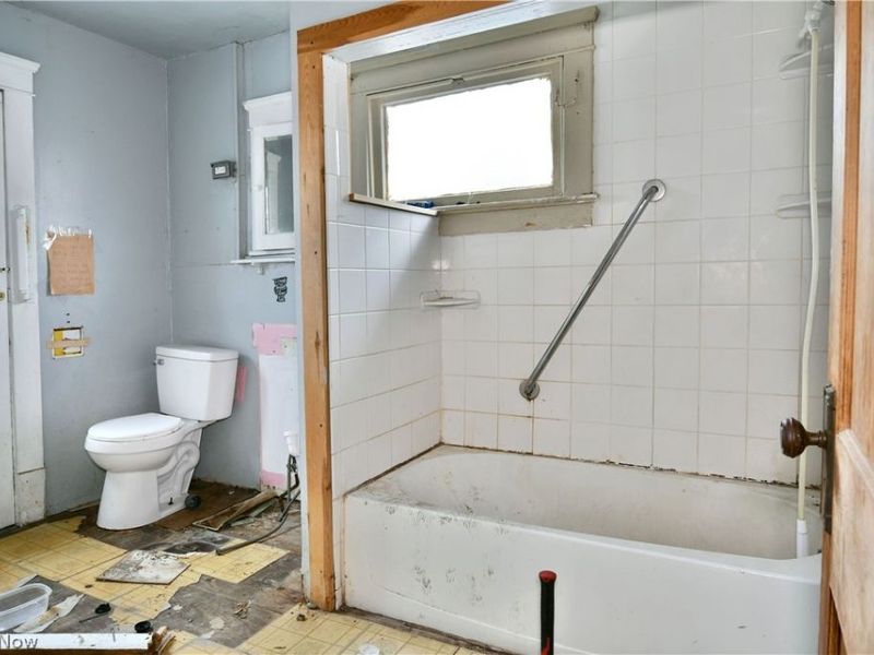 642 St Clair Avenue , Warren, OH 44483 Photo 36