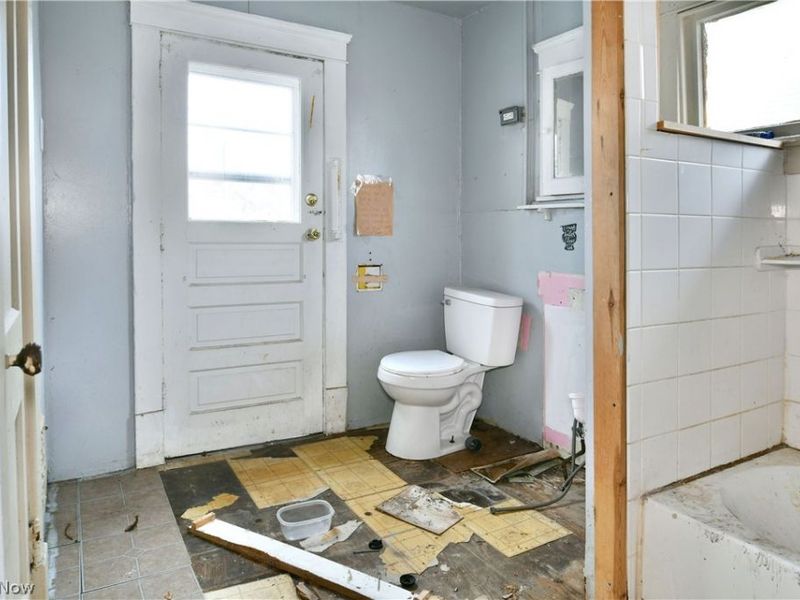 642 St Clair Avenue , Warren, OH 44483 Photo 37