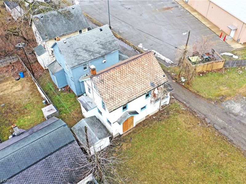 642 St Clair Avenue , Warren, OH 44483 Photo 8