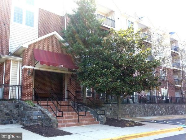1521 SPRING GATE DRIVE, Unit 10202, MCLEAN, VA 22102