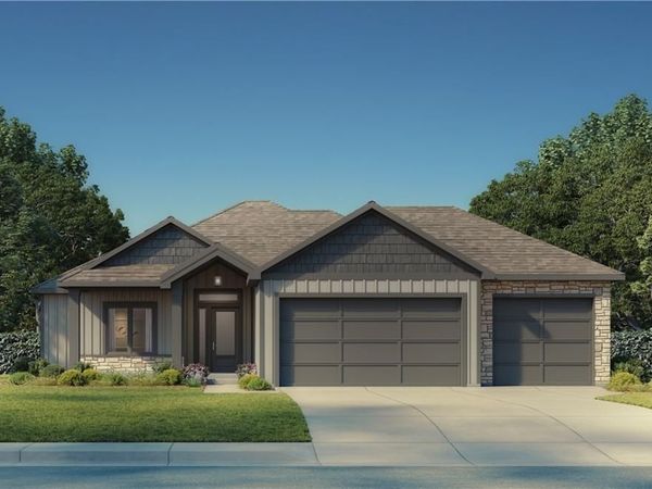 341 W 25th Street, Eudora, KS 66025