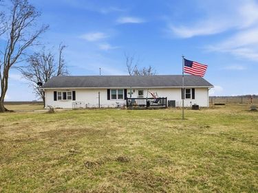 7164 State Route T Highway, Amazonia, MO 64421
