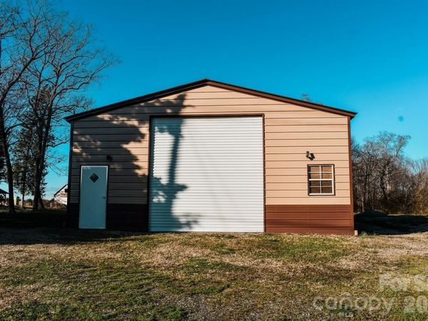 6016 Oxford School Road , Claremont, NC 28610