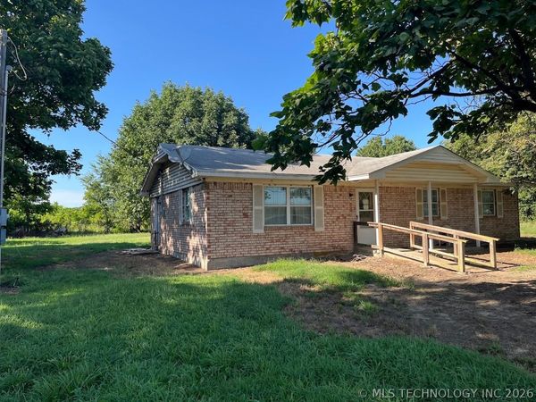 32633 W Liberty Road , Quinton, OK 74561