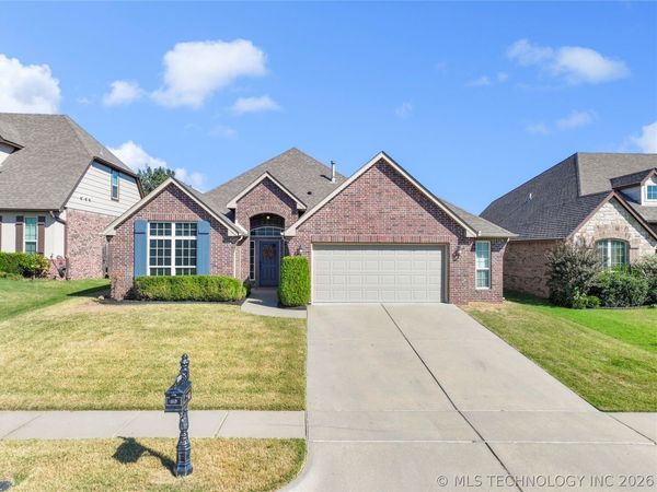 3703 S 13th Place , Broken Arrow, OK 74011