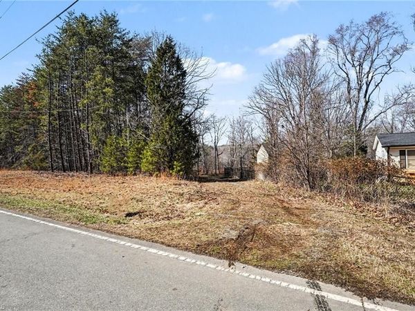 9770 Baux Mountain Road, Germanton, NC 27019