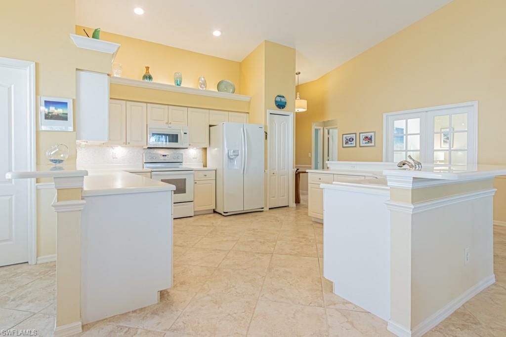 2256 Heritage Greens Dr, Naples, FL 34119 Photo
