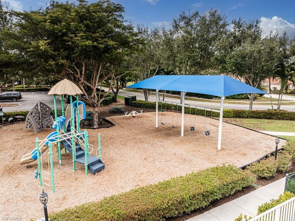 2256 Heritage Greens Dr, Naples, FL 34119 Photo