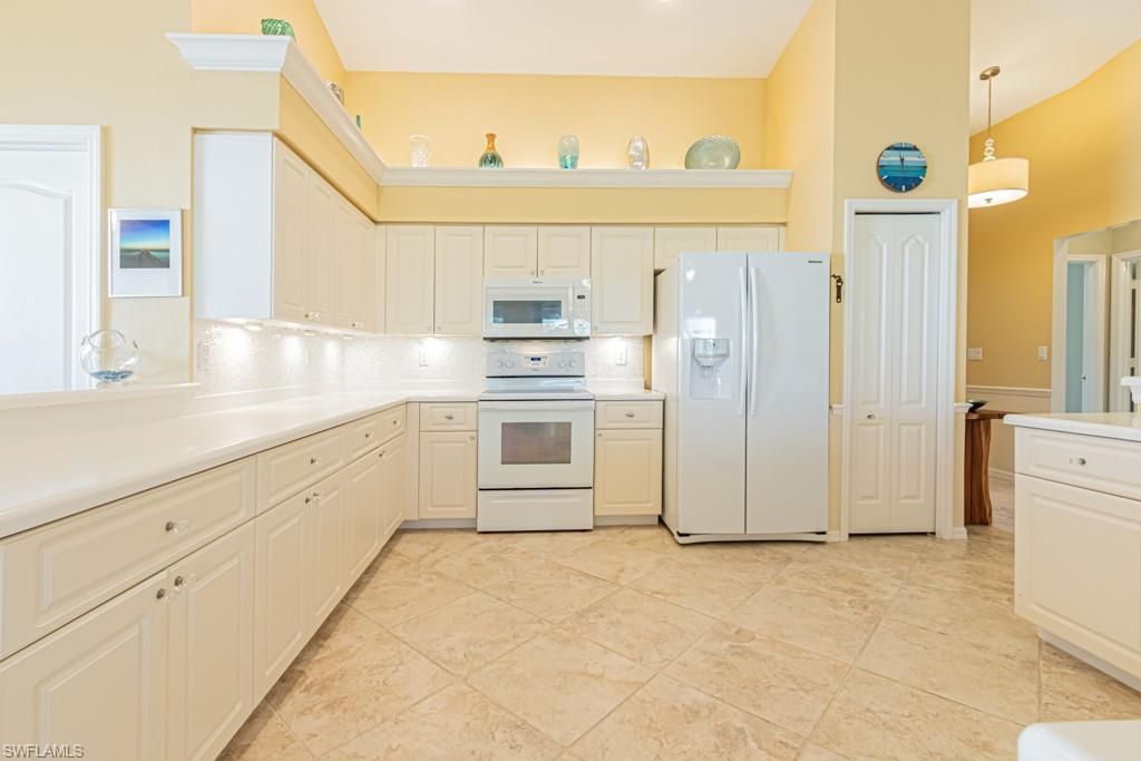2256 Heritage Greens Dr, Naples, FL 34119 Photo