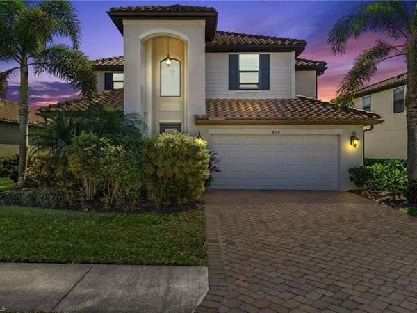 4764 Formosa DR , NAPLES, FL 34119