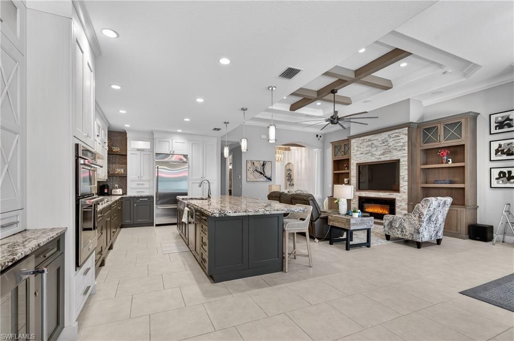 10102 Palazzo Dr, Naples, FL 34119 Photo