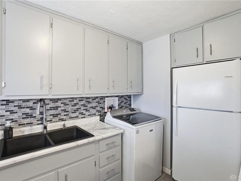 4642 Kautz Drive, Huber Heights, OH 45424 Photo 12