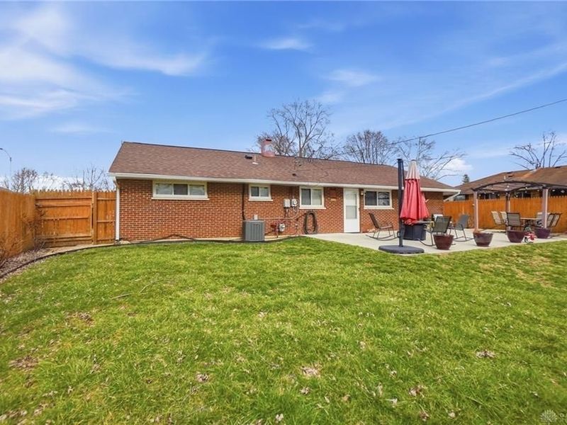 4642 Kautz Drive, Huber Heights, OH 45424 Photo 24