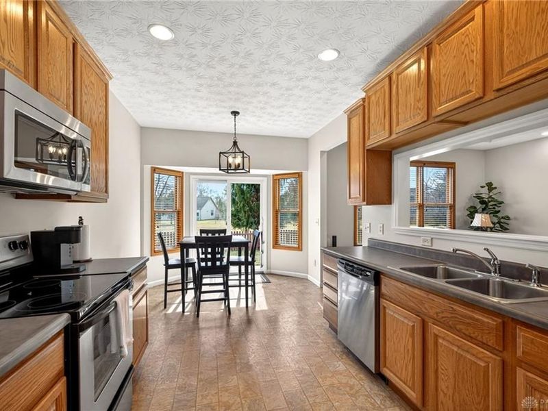 1744 Curry Branch Drive, Tipp City, OH 45371 Photo 15