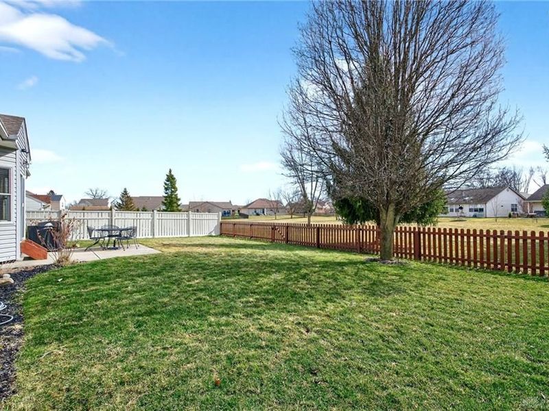 1744 Curry Branch Drive, Tipp City, OH 45371 Photo 42