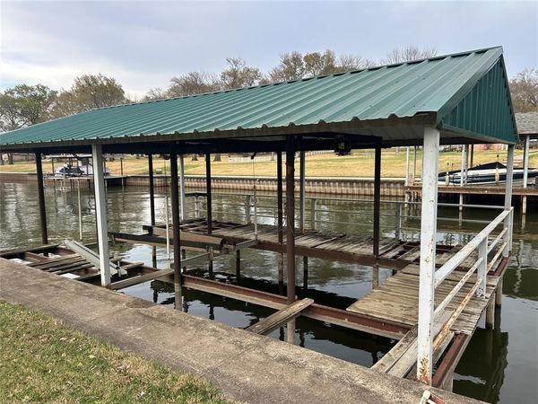 A2000 Azure Lane, Streetman, TX 75859