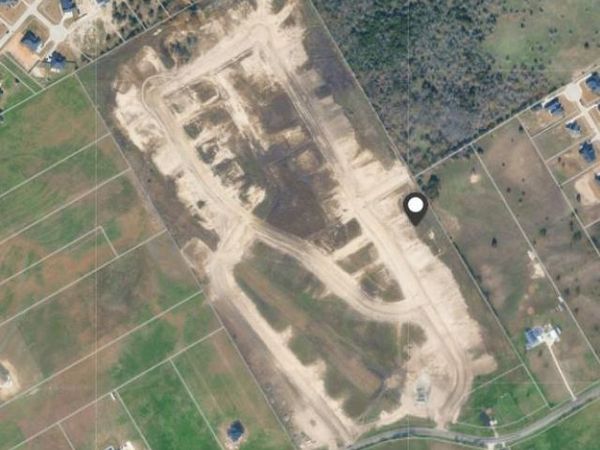 6420 McChesney Drive , Midlothian, TX 76065