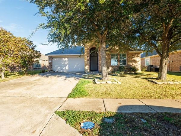 214 Houston Street, Lavon, TX 75166