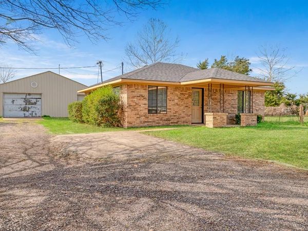 315 CR 44100, Powderly, TX 75473