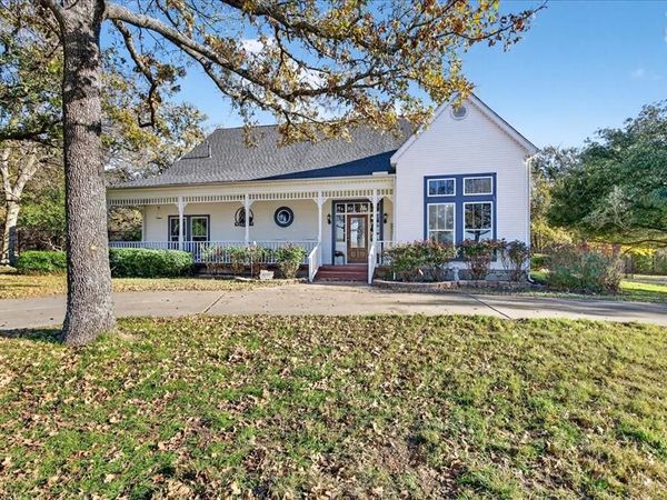 8355 Village Glen Lane, Scurry, TX 75158