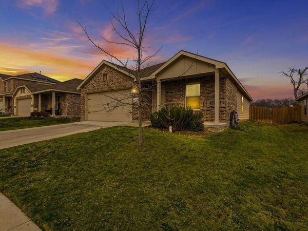 312 Ranchito Pass , Fort Worth, TX 76052