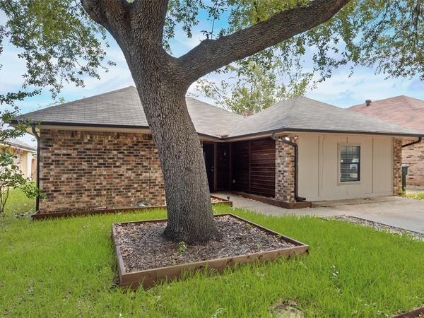 2203 Placid Drive, Carrollton, TX 75007