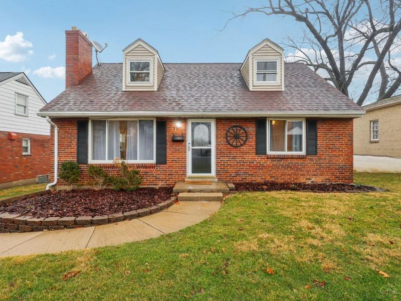 134 West Crest Drive, Reading, OH 45215 Photo 1