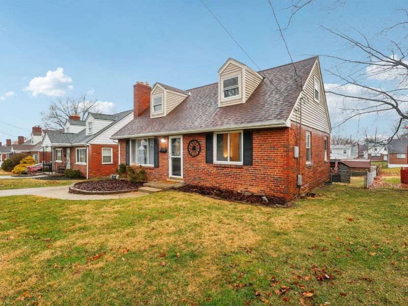 134 West Crest Drive, Reading, OH 45215 Photo 2