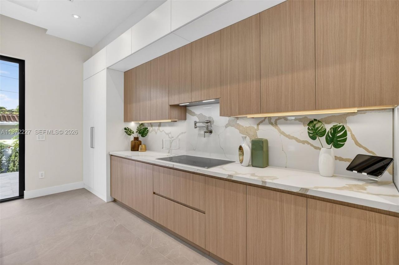 2709 NE 25th Ct, Fort Lauderdale, FL 33305 Photo