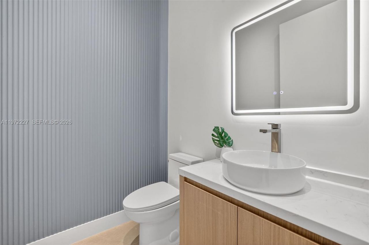 2709 NE 25th Ct, Fort Lauderdale, FL 33305 Photo