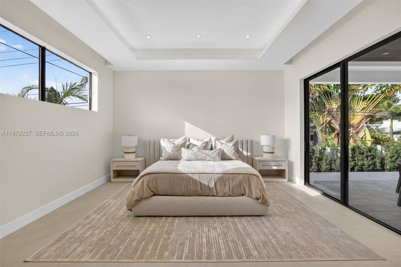 2709 NE 25th Ct, Fort Lauderdale, FL 33305 Photo