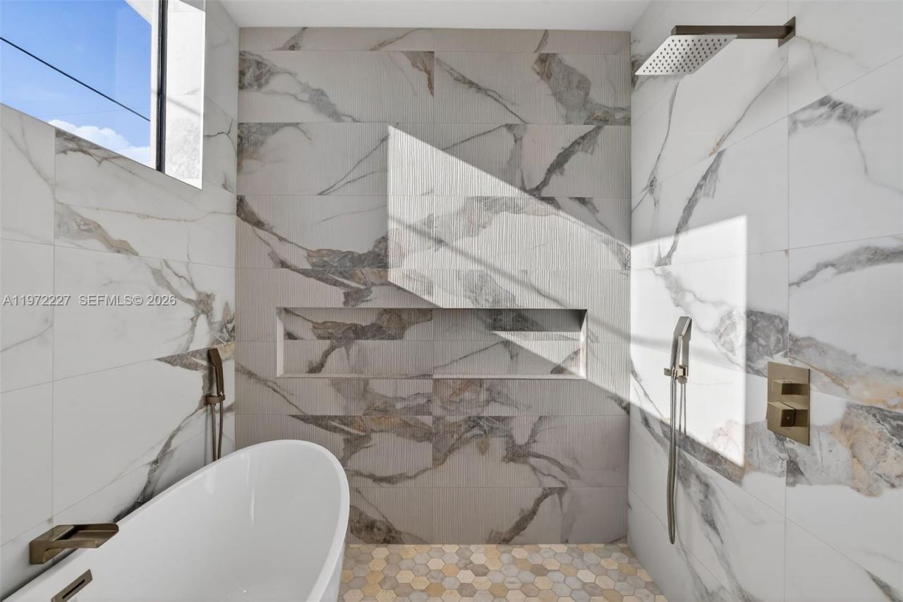 2709 NE 25th Ct, Fort Lauderdale, FL 33305 Photo