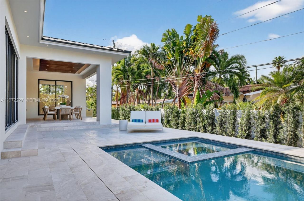 2709 NE 25th Ct, Fort Lauderdale, FL 33305 Photo