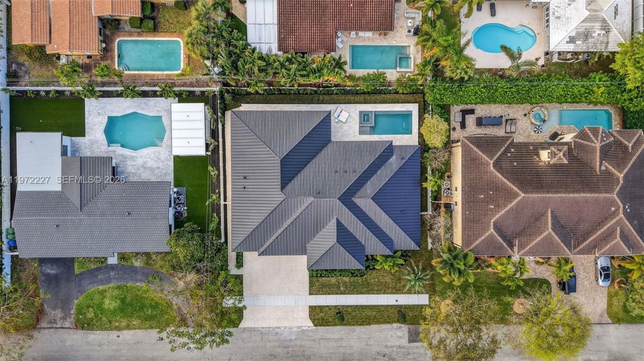 2709 NE 25th Ct, Fort Lauderdale, FL 33305 Photo