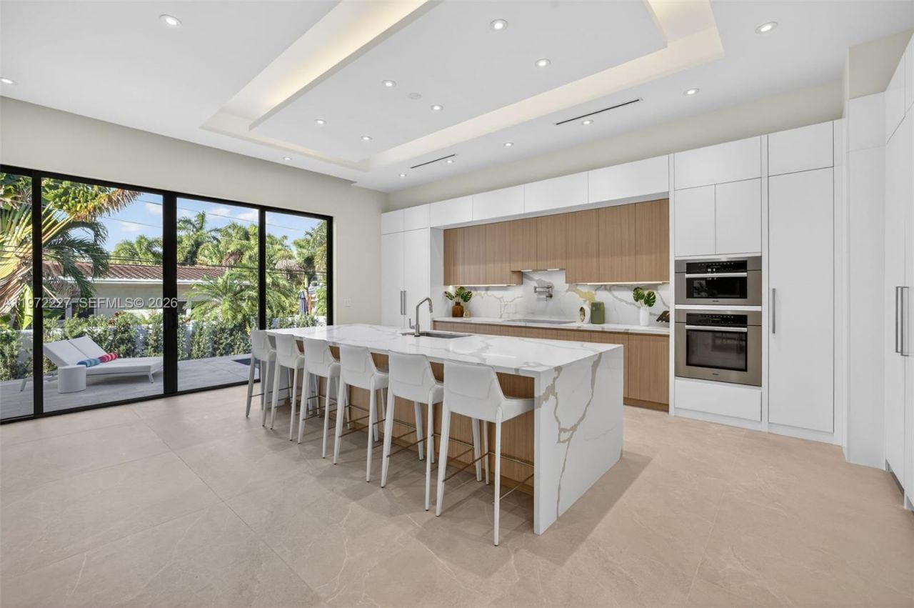 2709 NE 25th Ct, Fort Lauderdale, FL 33305 Photo