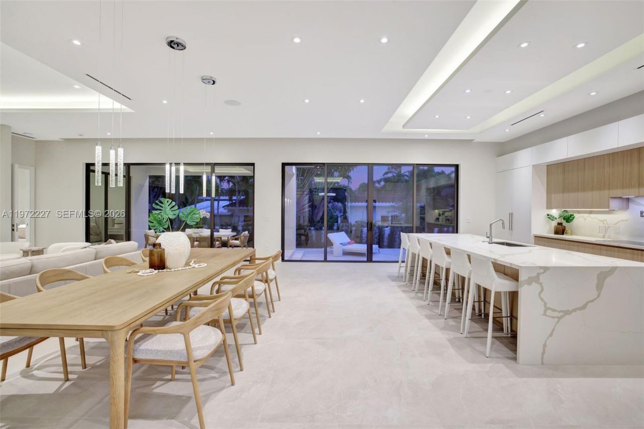 2709 NE 25th Ct, Fort Lauderdale, FL 33305 Photo