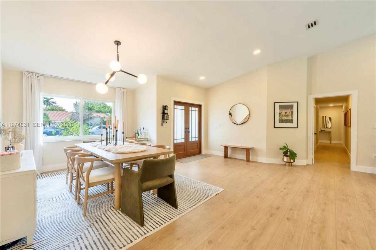 10461 SW 121st St, Miami, FL 33176 Photo