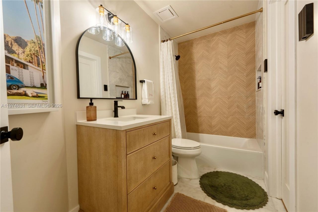 10461 SW 121st St, Miami, FL 33176 Photo