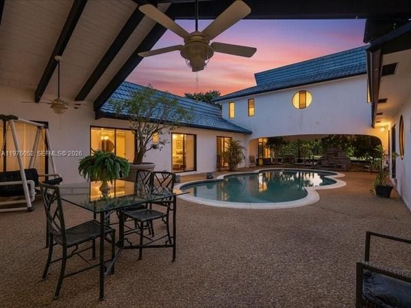 791 SW 75th Terrace, Plantation, FL 33317