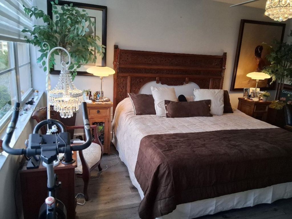 1000 St Charles Pl, Unit 609, Pembroke Pines, FL 33026 Photo