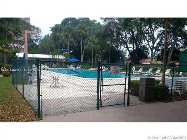 1000 St Charles Pl, Unit 609, Pembroke Pines, FL 33026 Photo