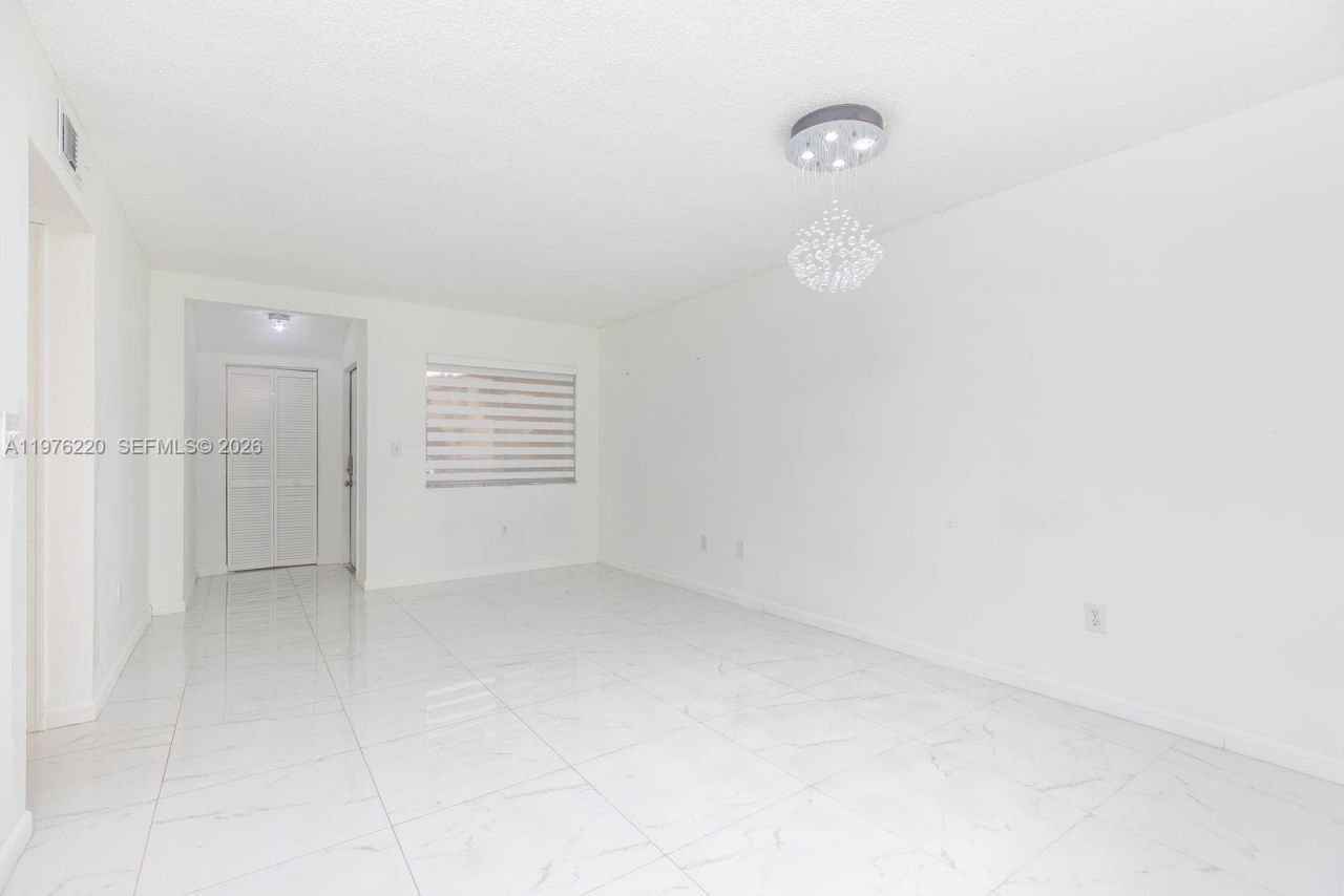 6445 SW 130th Pl, Unit 603, Miami, FL 33183 Photo