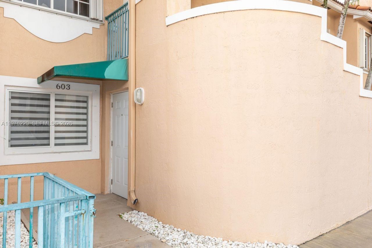 6445 SW 130th Pl, Unit 603, Miami, FL 33183 Photo