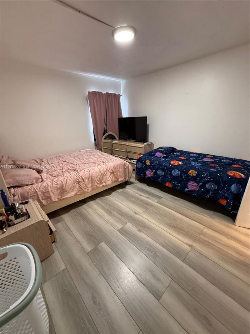 6070 W 18th Ave, Unit 209, Hialeah, FL 33012 Photo